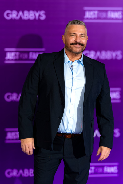 Macho Jim on the Purple Carpet at Grabbys Europe 2026