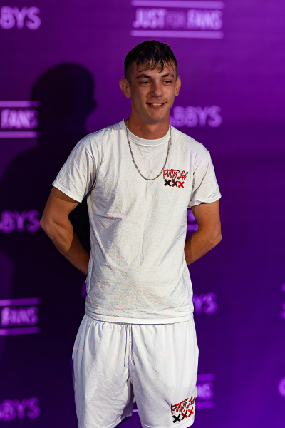 Taylor Jay on the Purple Carpet at Grabbys Europe 2026