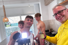 Collabfinder Twinks bei der Arbeit