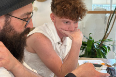 Collabfinder Twinks bei der Arbeit